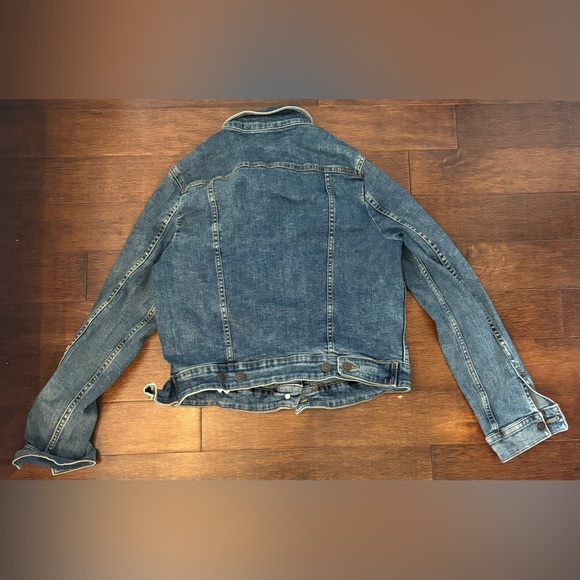 Denim jacket - Picture 3 of 6